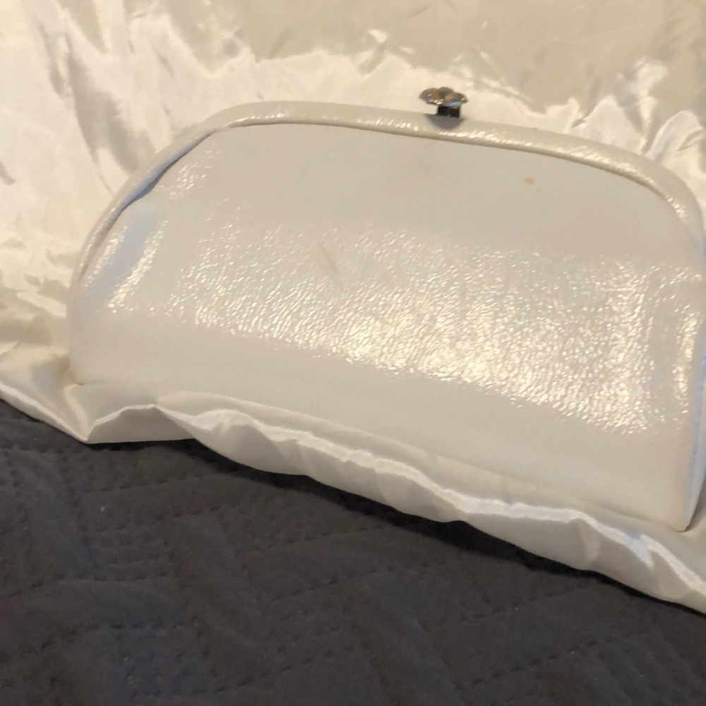 Vintage white purse